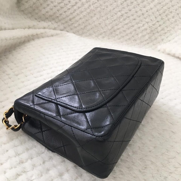 🌈SOLD🌈Authentic Chanel Vintage Black Square Mini Lambskin 24k Gold hardware - Picture 12 of 13